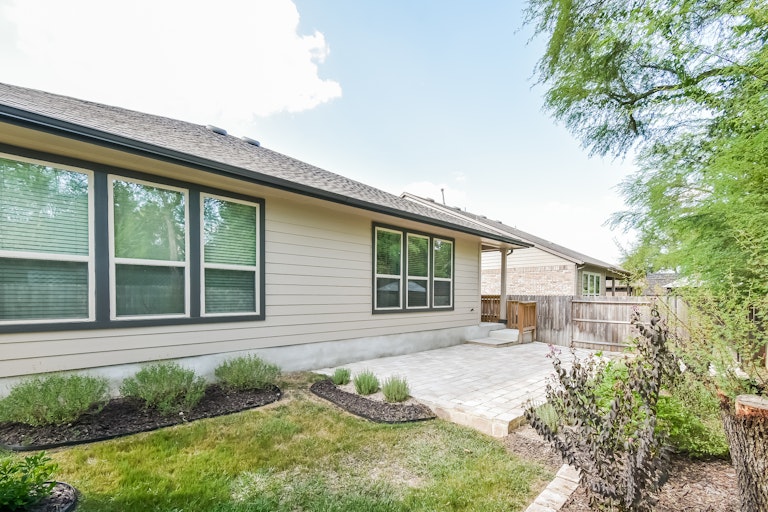 Photo 25 of 25 - 430 Pecan Mdws, New Braunfels, TX 78130