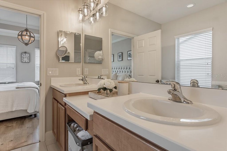 Photo 31 of 59 - 11215 Great Neck Rd, Riverview, FL 33578