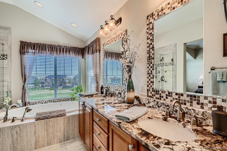 Photo 21 of 40 - 26741 E Clifton Dr, Aurora, CO 80016