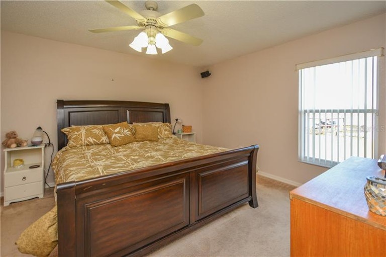 Photo 18 of 25 - 5858 Breakwater Dr, Winter Haven, FL 33884