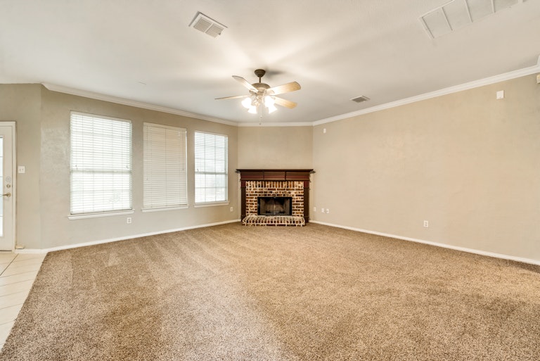 Photo 3 of 24 - 2802 Wildcreek Ct, Keller, TX 76248