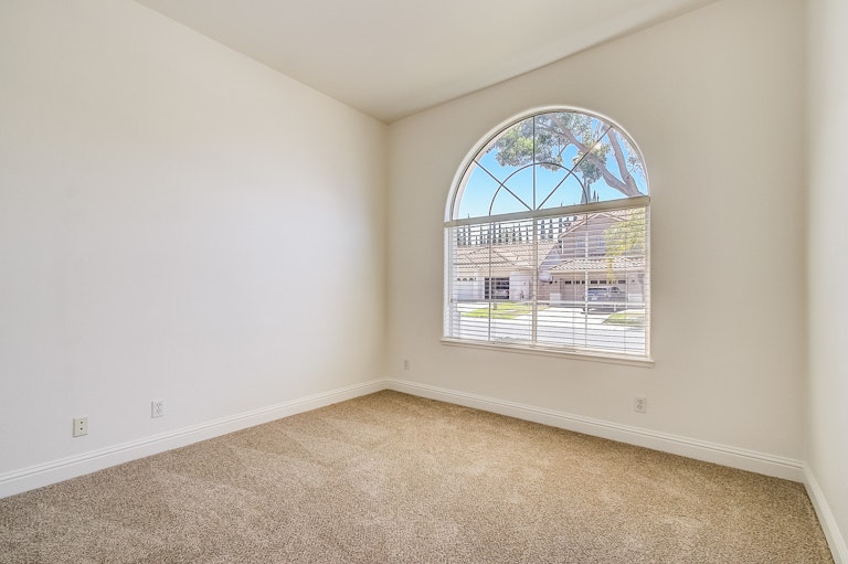 Photo 22 of 28 - 9405 Moondancer Cir, Roseville, CA 95747