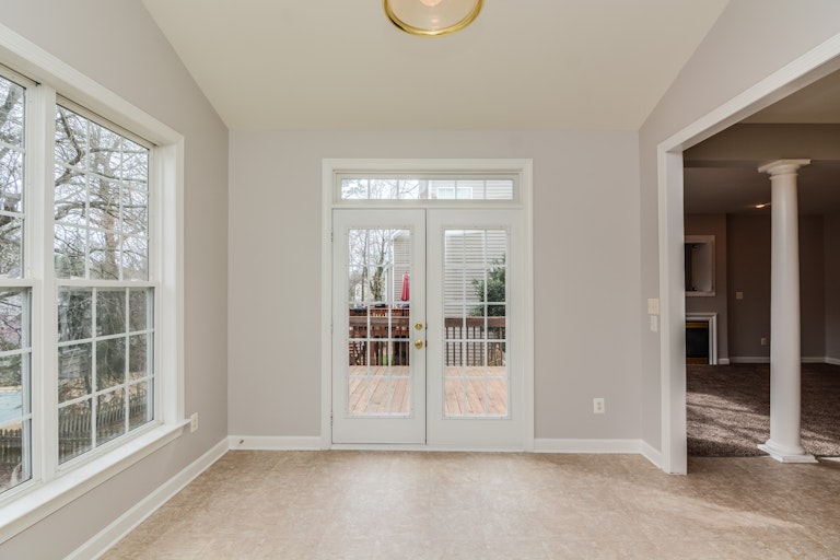 Photo 11 of 34 - 1901 Abby Knoll Dr, Apex, NC 27502