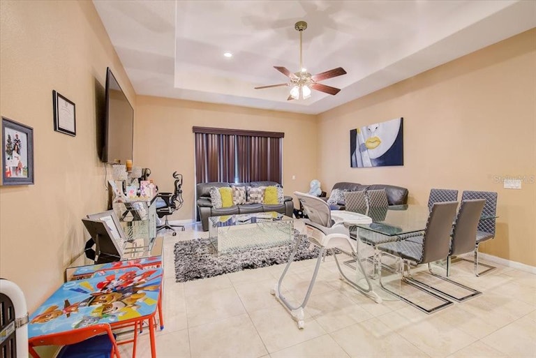 Photo 12 of 45 - 8651 Navajo Ave, Temple Terrace, FL 33637