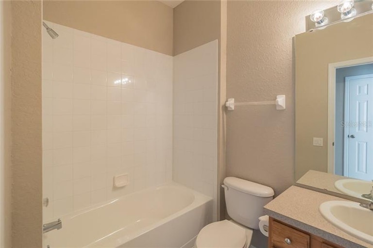 Photo 14 of 25 - 7743 Basnett Cir, Kissimmee, FL 34747