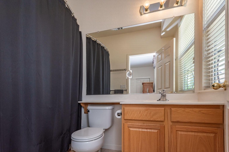 Photo 30 of 42 - 955 Marvin Gardens Way #28, Rocklin, CA 95765