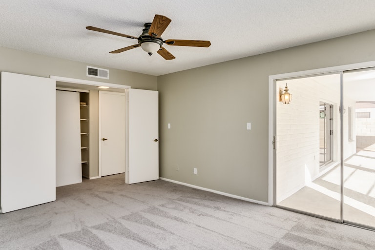 Photo 18 of 31 - 3721 W Phelps Rd, Phoenix, AZ 85053