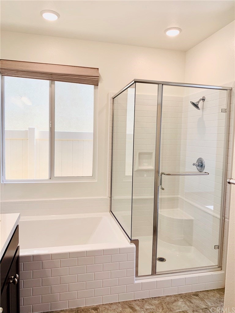 Photo 14 of 33 - 1367 Groveland St, Beaumont, CA 92223