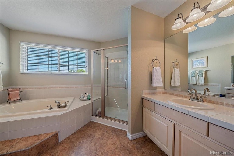 Photo 22 of 39 - 11641 W 83rd Pl, Arvada, CO 80005