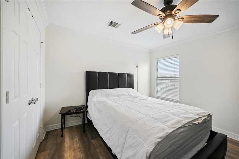 Photo 29 of 35 - 2915 Beacon Grove St, Spring, TX 77389
