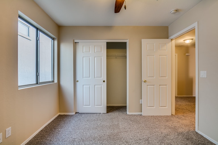 Photo 17 of 27 - 3326 W Fraktur Rd, Phoenix, AZ 85041