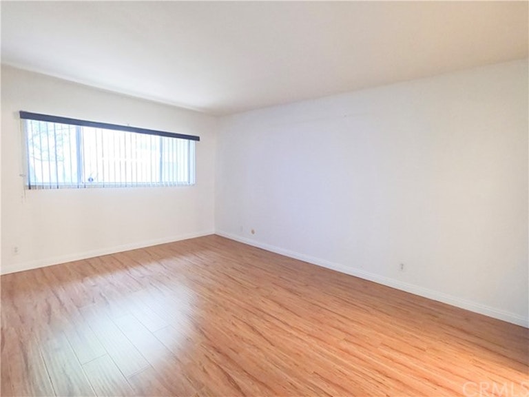 Photo 19 of 32 - 1900 W Glenoaks Ave Unit C, Anaheim, CA 92801