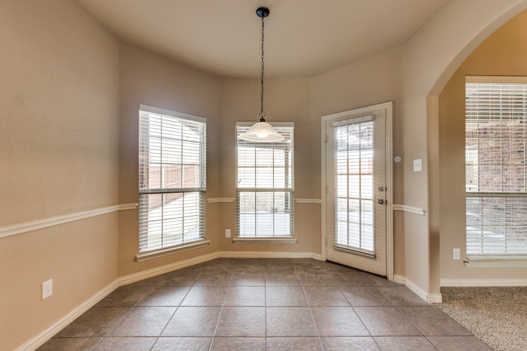 Photo 15 of 38 - 14017 Blueberry Hill Dr, Little Elm, TX 75068