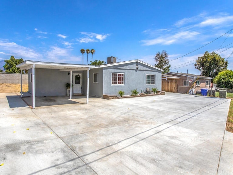 Photo 21 of 23 - 6705 Lynwood Way, Highland, CA 92346