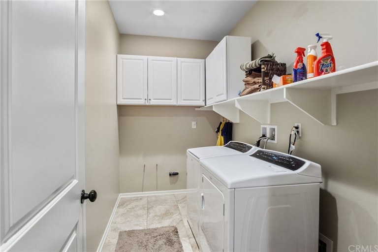 Photo 12 of 24 - 30573 Arrow Leaf Ln, Murrieta, CA 92563