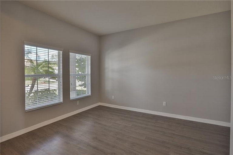 Photo 7 of 25 - 723 Parker Den Dr, Ruskin, FL 33570