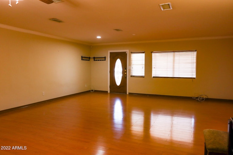 Photo 3 of 12 - 6841 N 11th St, Phoenix, AZ 85014