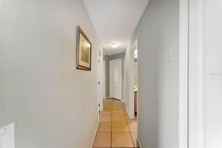 Photo 19 of 49 - 6609 Cherry Grove Cir, Orlando, FL 32809