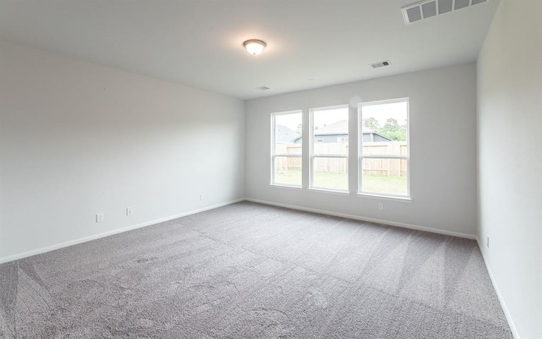 Photo 7 of 15 - 410 Barren Oak Ln, Crosby, TX 77532
