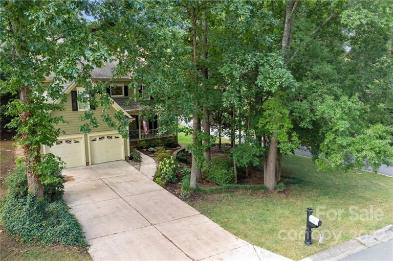 Photo 15 of 39 - 12700 Willow Grove Way, Huntersville, NC 28078