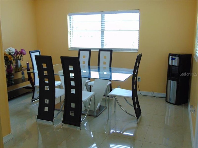 Photo 6 of 20 - 6608 W Knights Griffin Rd, Plant City, FL 33565