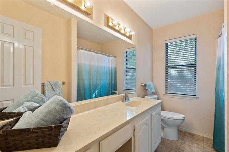 Photo 22 of 31 - 1528 Livingston Dr, Plano, TX 75093