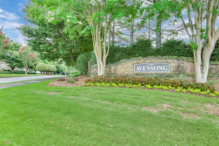 Photo 28 of 31 - 3225 Sonata Ln, Alpharetta, GA 30004