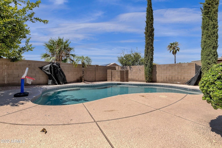 Photo 8 of 29 - 1511 E Marco Polo Rd, Phoenix, AZ 85024