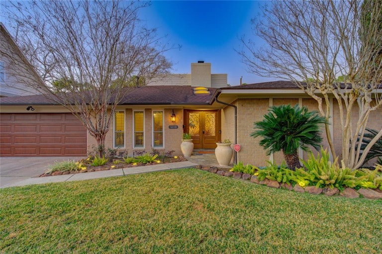 Photo 27 of 32 - 14118 Barryknoll Ln, Houston, TX 77079