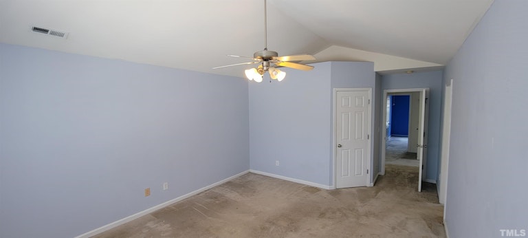 Photo 7 of 15 - 3120 Rendezvous Dr, Raleigh, NC 27610