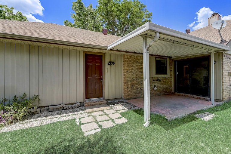 Photo 9 of 30 - 1502 Windmill Ln, Mesquite, TX 75149