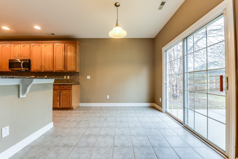 Photo 8 of 17 - 6322 Crosshall Pl, Waxhaw, NC 28173