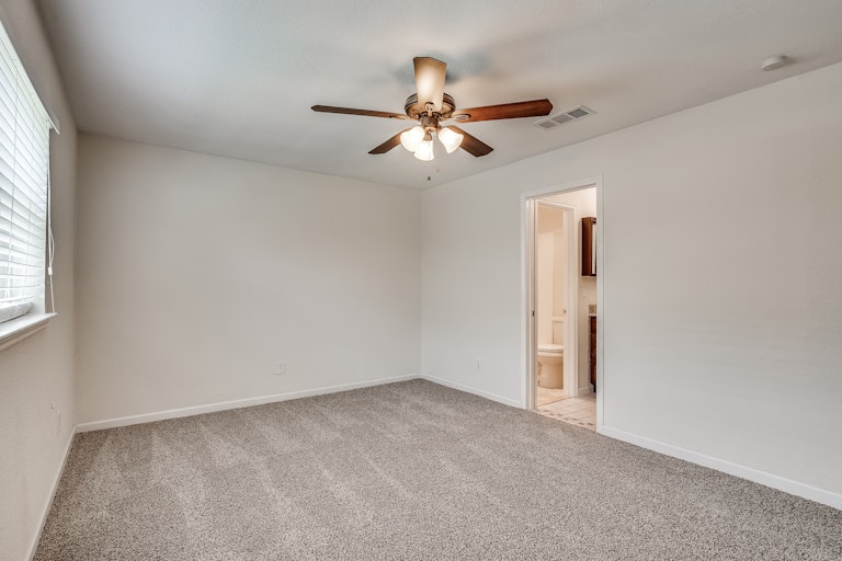 Photo 20 of 32 - 207 Cherrybark Dr, Coppell, TX 75019