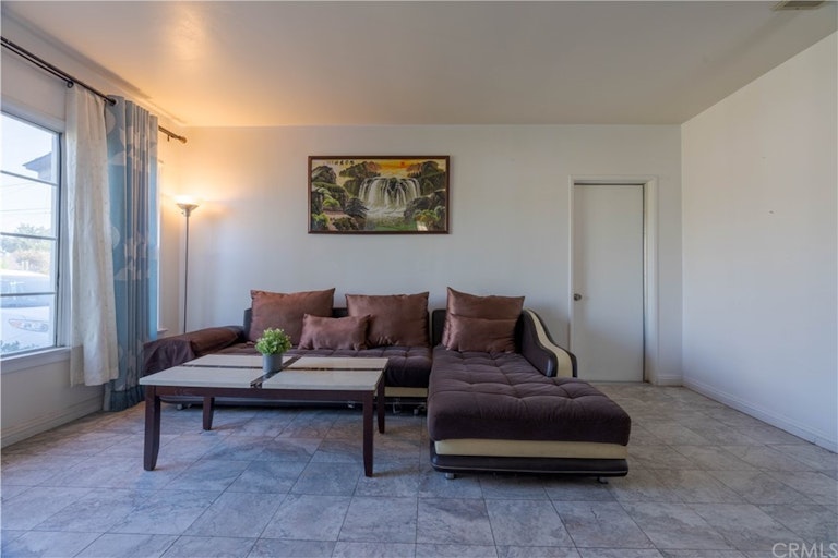 Photo 5 of 45 - 3471 Feather Ave, Baldwin Park, CA 91706