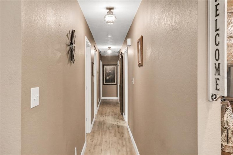 Photo 18 of 44 - 5840 Ross Creek Rd, Lakeland, FL 33810