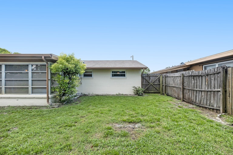 Photo 10 of 15 - 7315 Moravian Dr, Port Richey, FL 34668