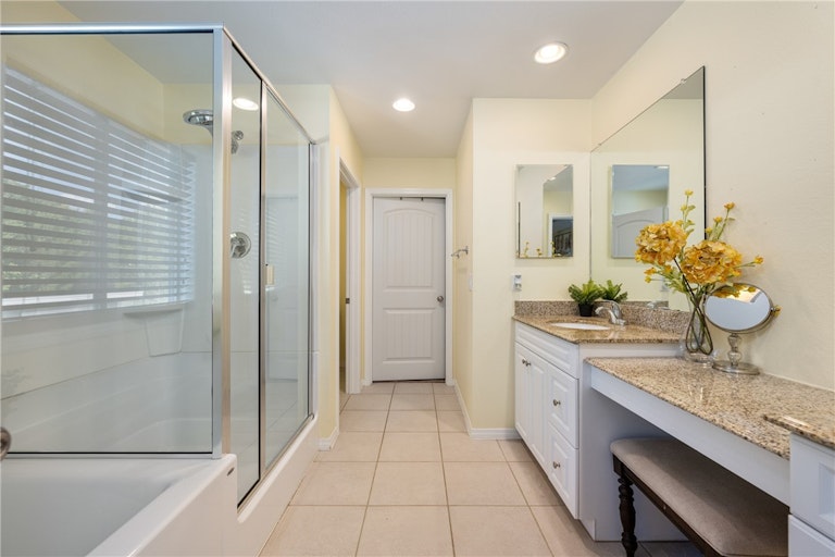 Photo 20 of 40 - 5617 Boros Dr, Austin, TX 78747