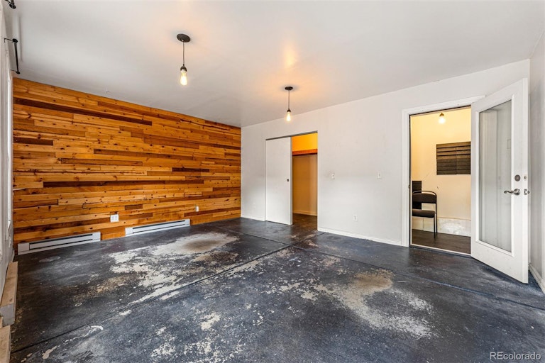 Photo 33 of 40 - 2917 Glenarm Pl, Denver, CO 80205