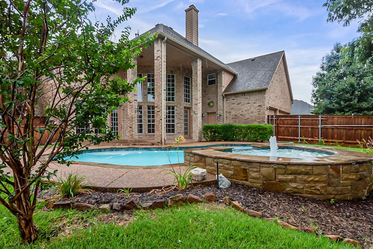 Photo 40 of 41 - 1900 Winchester St, McKinney, TX 75070