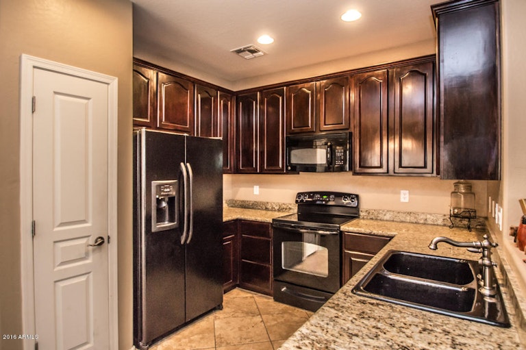 Photo 7 of 30 - 3913 S Napa Ln, Gilbert, AZ 85297