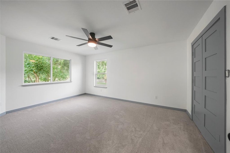 Photo 26 of 31 - 5402 Enchanted Mist Dr, Humble, TX 77346
