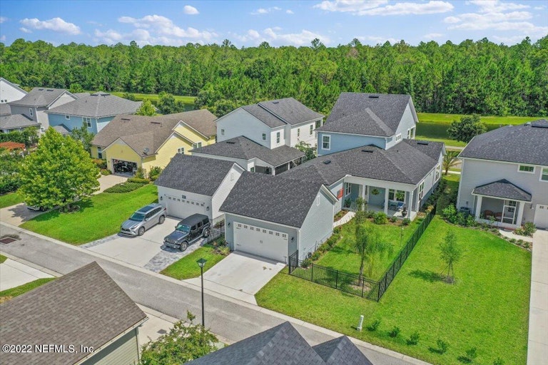Photo 29 of 33 - 1067 Trailmark Dr, Saint Augustine, FL 32092