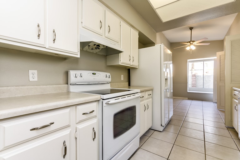 Photo 10 of 28 - 4326 N 29th Pl, Phoenix, AZ 85016
