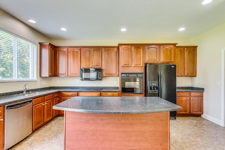 Photo 2 of 25 - 15334 Galbi Dr, Orlando, FL 32828