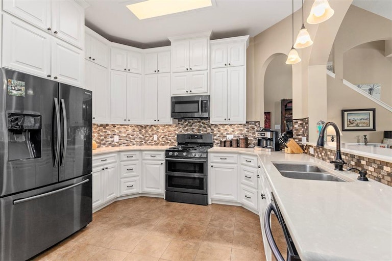 Photo 6 of 26 - 3139 Prairiestone Trail Ln, Katy, TX 77450