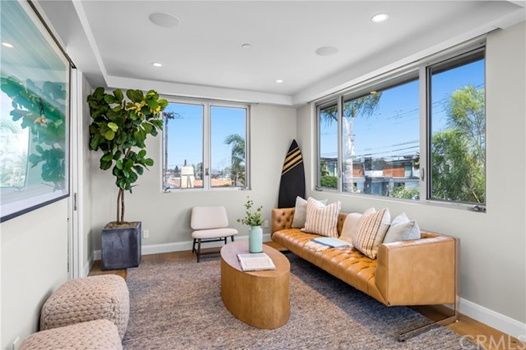 Photo 34 of 56 - 763 11th St, Manhattan Beach, CA 90266