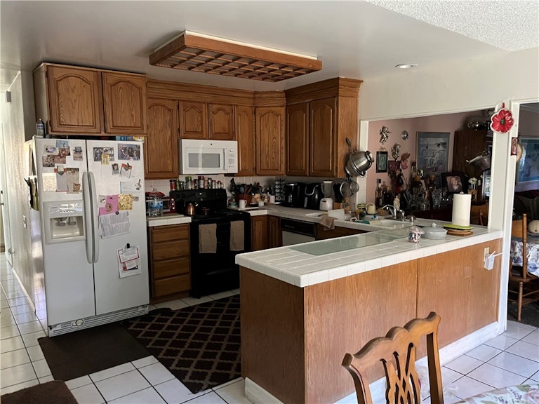 Photo 4 of 9 - 3102 S Townsend St, Santa Ana, CA 92704