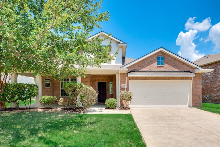 Photo 1 of 37 - 229 Willowlake Dr, Little Elm, TX 75068