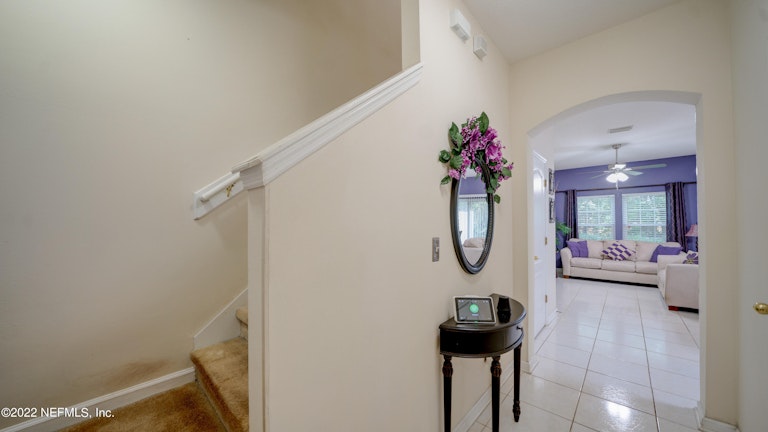 Photo 4 of 26 - 12329 Mangrove Forest Ct, Jacksonville, FL 32218