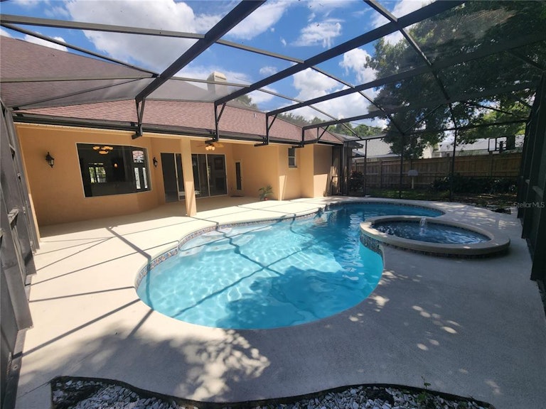 Photo 27 of 41 - 10095 Brandon Cir, Orlando, FL 32836